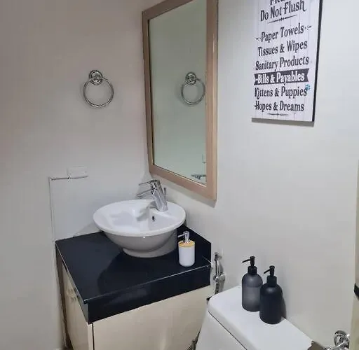 Big 2br Near Burgos Circle, Highstreet, St Lukes - B Parklane T1 Manila
