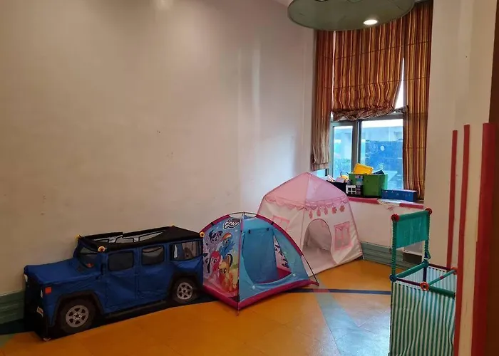 Big 2br Near Burgos Circle, Highstreet, St Lukes - B Parklane T1 * Manila