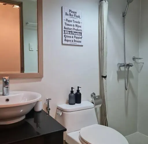 Apartment Big 2br Near Burgos Circle, Highstreet, St Lukes - B Parklane T1